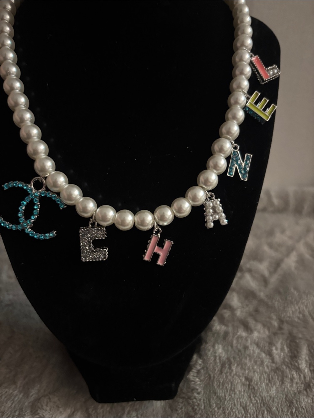 Brand new White Pearl Letter Charm Necklace with Multicolor Accents - Picture 5 of 5